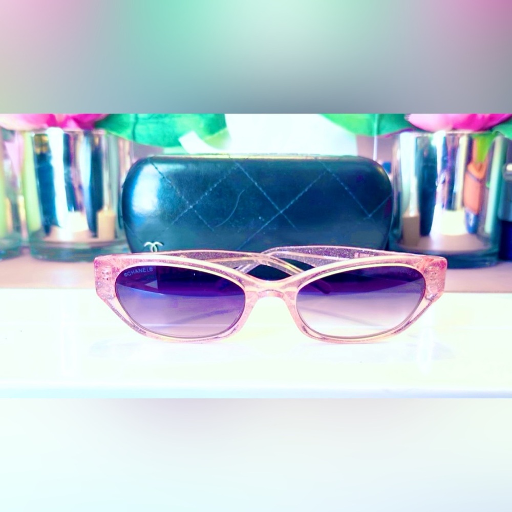 Pink Chanel Sunglasses w COA - Picture 4 of 9